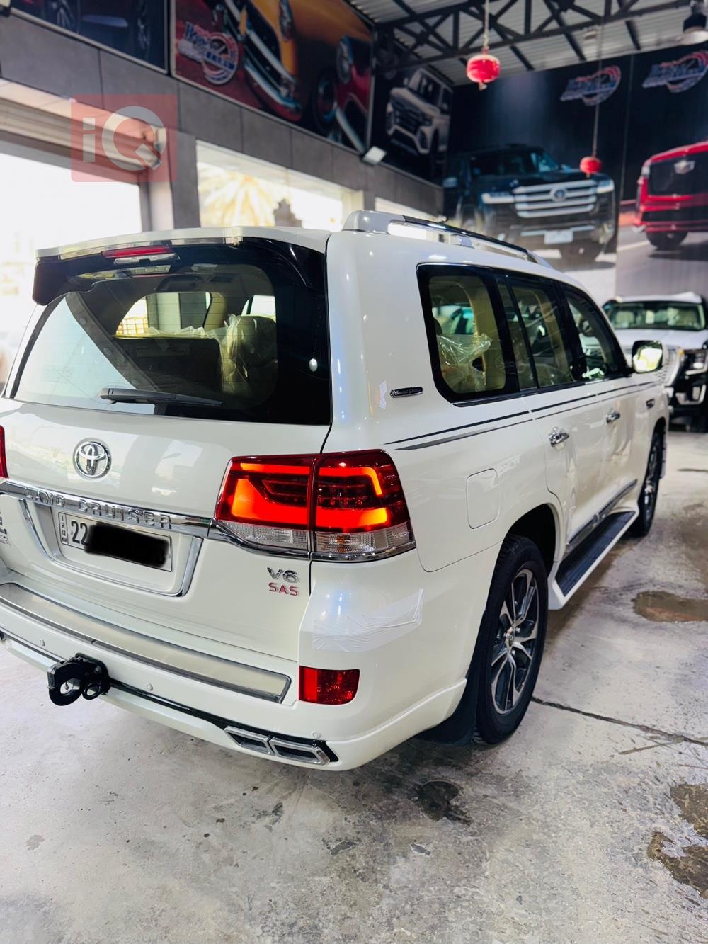 تويوتا لاندكروزر